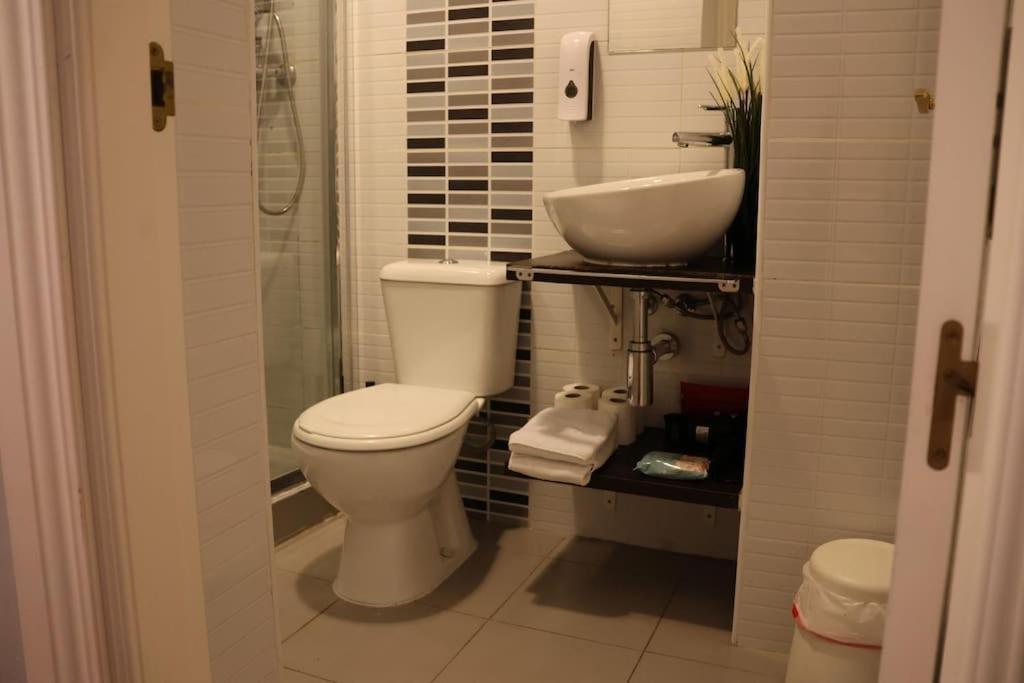 Cms Pena Historical Building Apartment มาลากา ภายนอก รูปภาพ