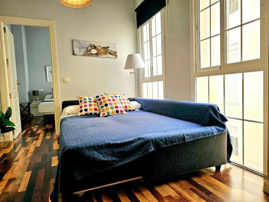 Cms Pena Historical Building Apartment มาลากา ภายนอก รูปภาพ